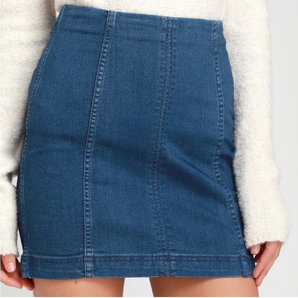 Free People Modern Femme Dark Wash Denim Mini Skirt Sz 8 - Picture 7 of 11